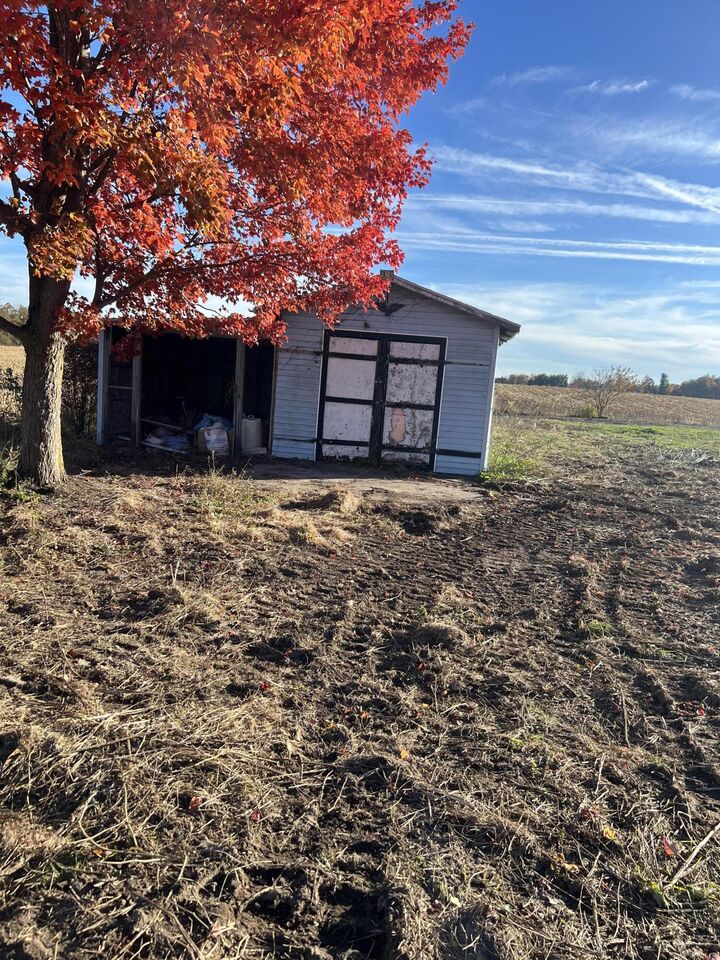 Property Photo:  9917 Beecher Road  MI 49235 