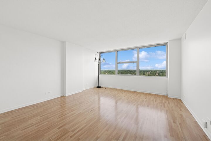 Property Photo: 7234 W North Avenue 1610 IL 60707
