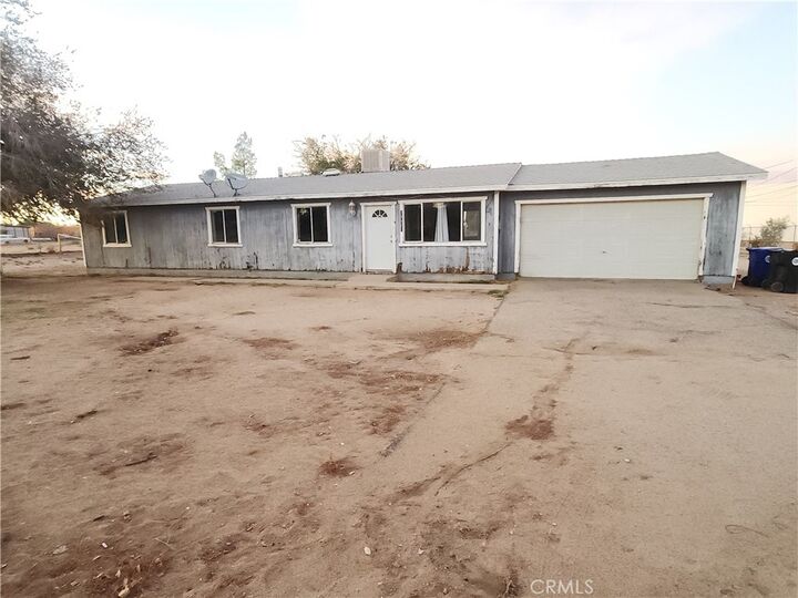 Property Photo:  14420 Dos Palmas Road  CA 92392 