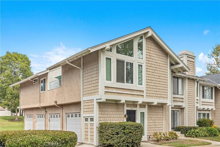 Property Photo:  25601 Paseo La Vista  CA 92677