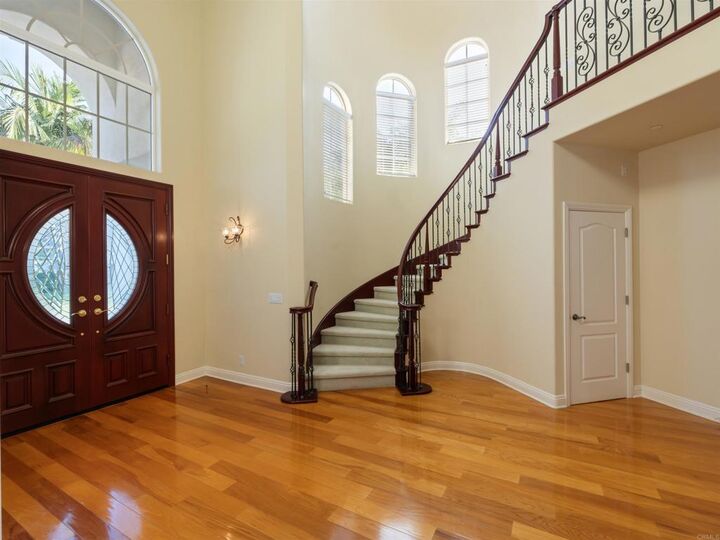 Property Photo:  2535 San Clemente Avenue  CA 92084
