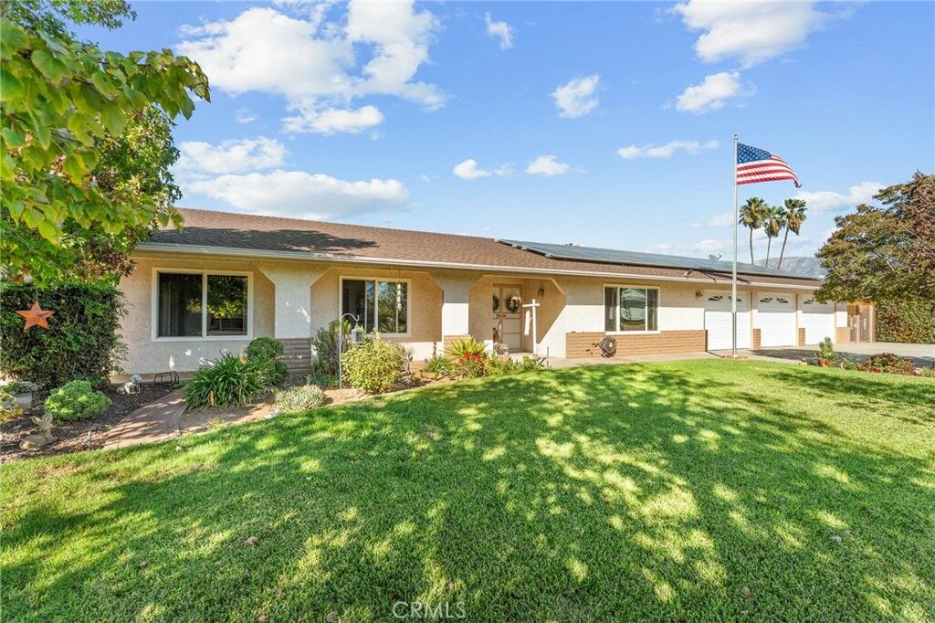 Property Photo:  13346 Rimview Court  CA 92399 