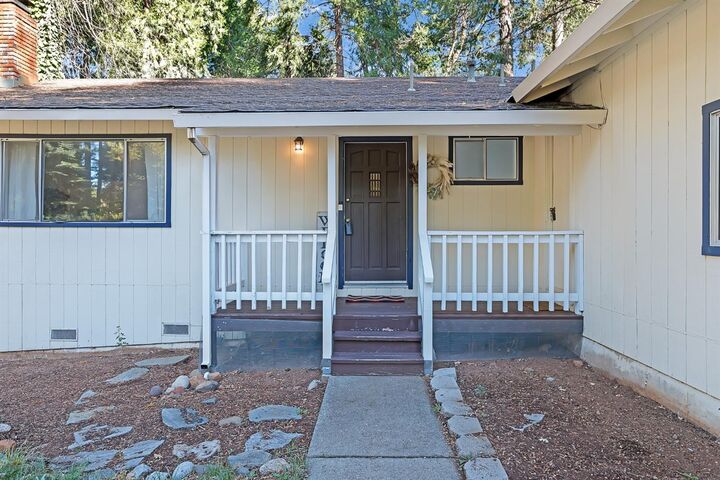 Property Photo:  6517 Dobson Way  CA 95726