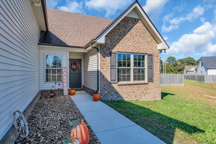 Property Photo:  107 Grace Ct  TN 37355 