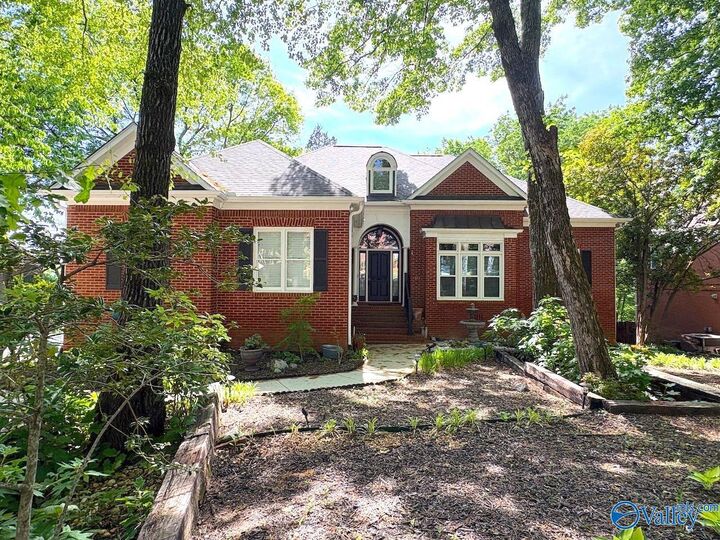 Property Photo:  2105 Greenslope Trail NE  AL 35811 