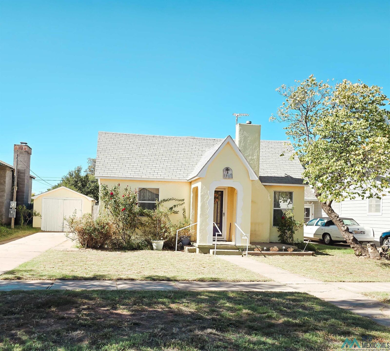 Property Photo:  1208 Ross  NM 88101