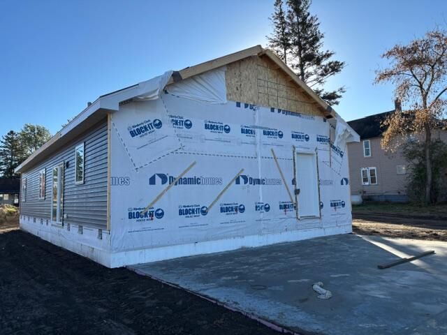 Property Photo:  314 Norway Avenue NE  MN 56633