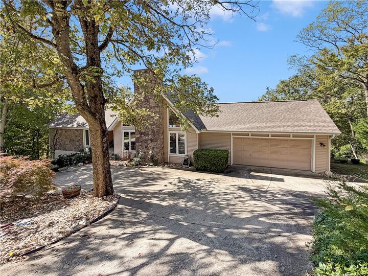 297 Holiday Island Drive  Holiday Island AR 72631 photo