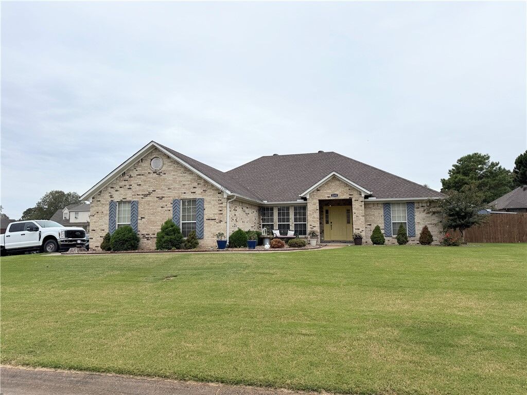 Property Photo:  2205 Windsor Park Drive  AR 72034