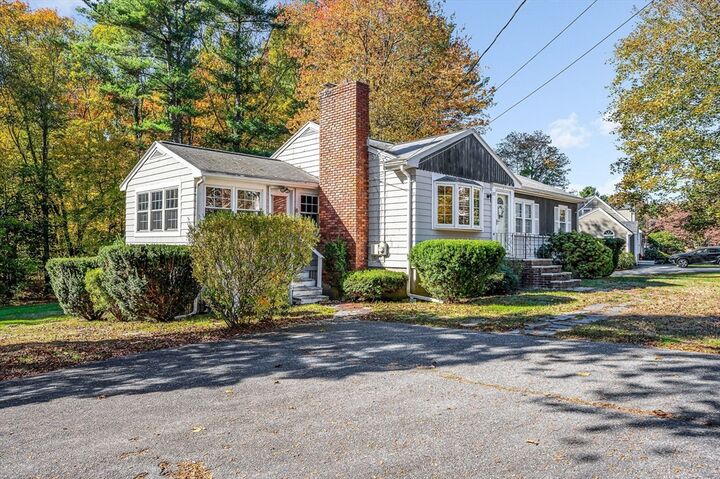 Property Photo:  142 Burlington Ave  MA 01887