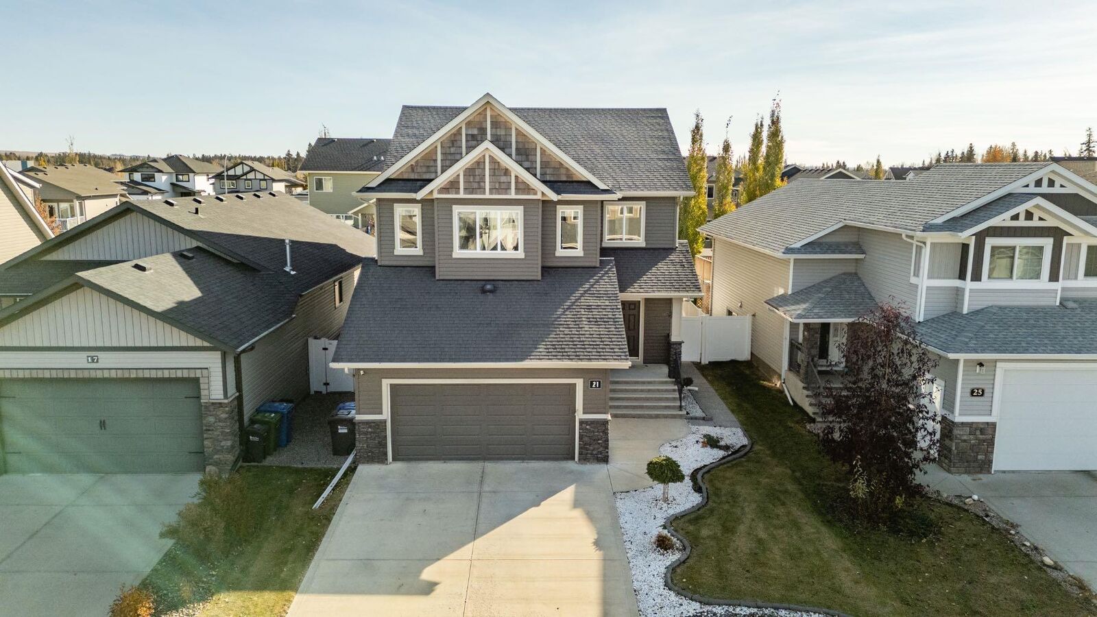 Property Photo:  21 Caribou Crescent  AB T4P 0T5