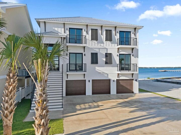 Property Photo:  7330 Grand Navarre Blvd  FL 32566