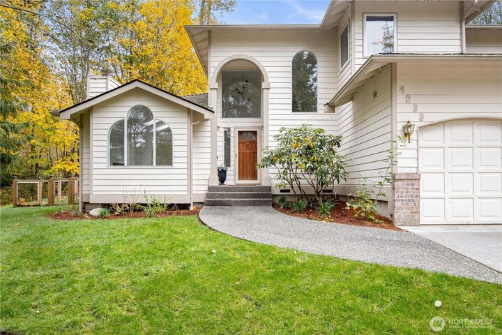 Property Photo:  4233 SE 159th Drive SE  WA 98290