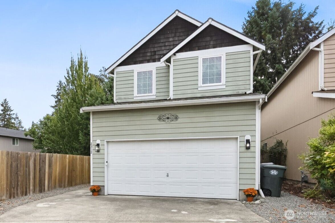 Property Photo:  2312  179th Street Ct E  WA 98445