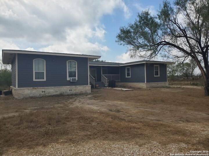 Property Photo: 320 Pullins Drive TX 78064