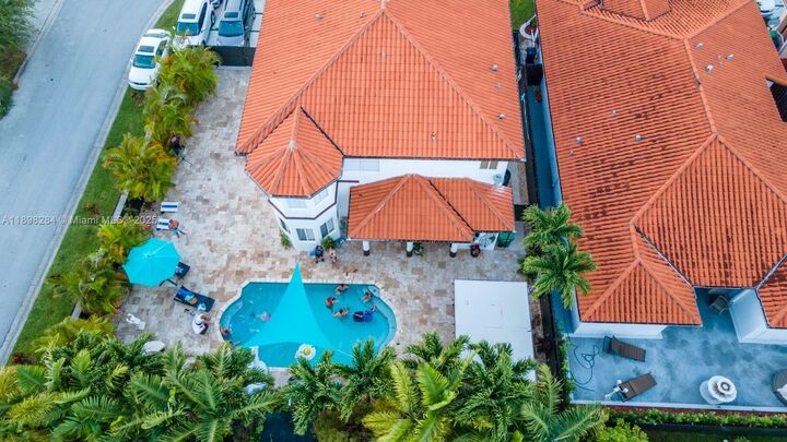 Property Photo:  15268 SW 22nd Ter  FL 33185