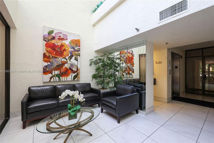 Property Photo:  6620 Boca Del Mar Dr 304  FL 33433