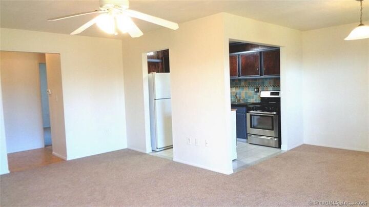 Property Photo:  51 East Broadway C  CT 06460