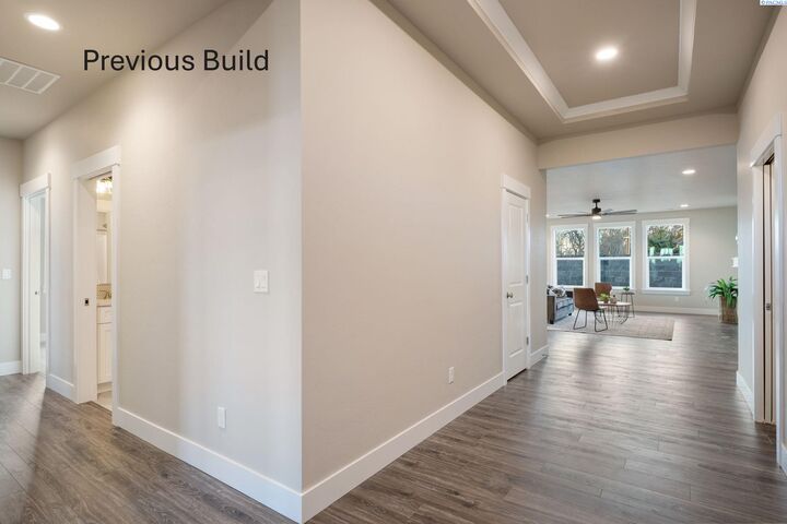 Property Photo:  1103 N Grant Place  WA 99336