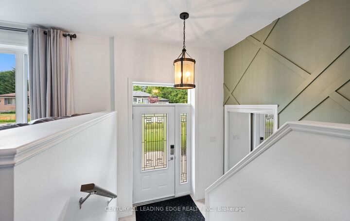 Property Photo:  46 William Street  ON L9R 1M7 