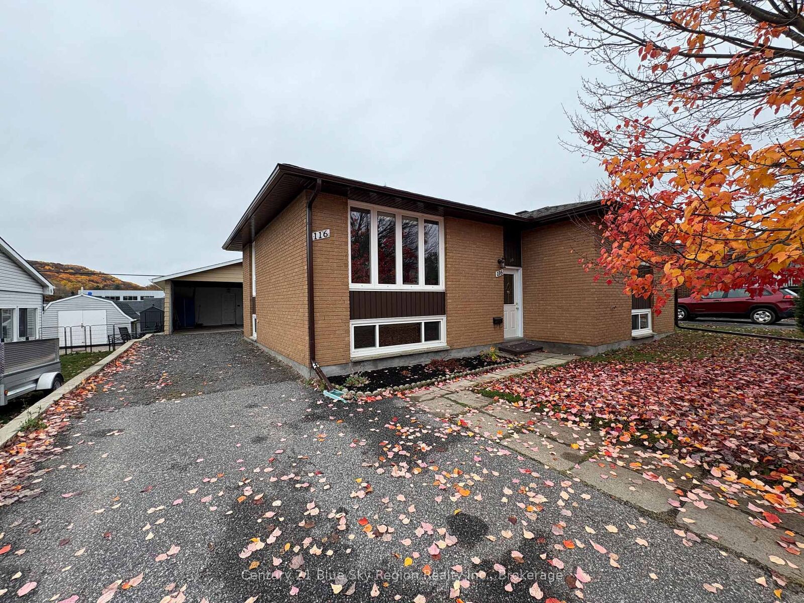 Property Photo:  116 Rancier Street  ON P1B 7X3 