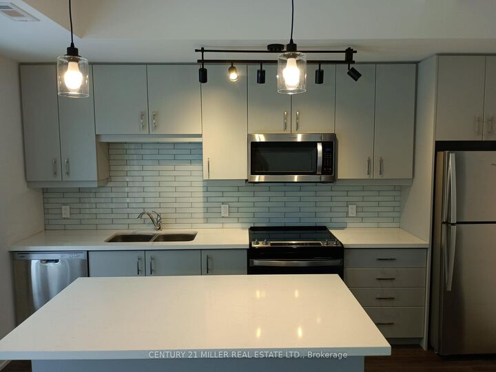 Property Photo: 70 Kenesky Drive 31 ON L8B 1Y4