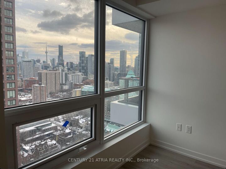 Property Photo:  395 Bloor Street E 2911  ON M4W 1H7