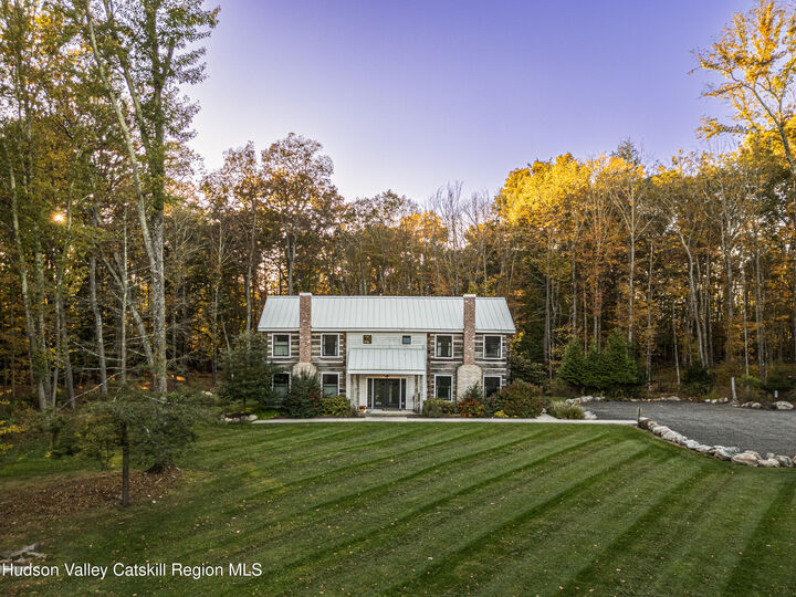 Property Photo:  1017 Bruyn  NY 12566 