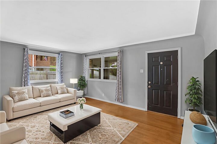 Property Photo:  405 Antonelli Drive  PA 15135