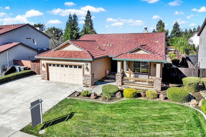 800 Alexander Drive  Dixon CA 95620 photo