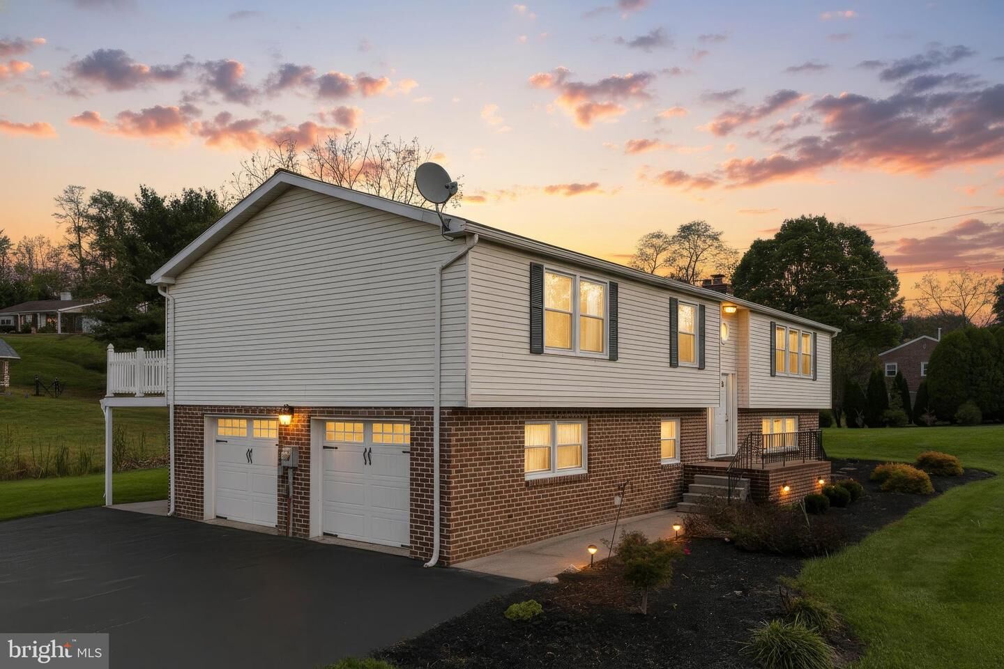 Property Photo:  2525 Springwood Road  PA 17402