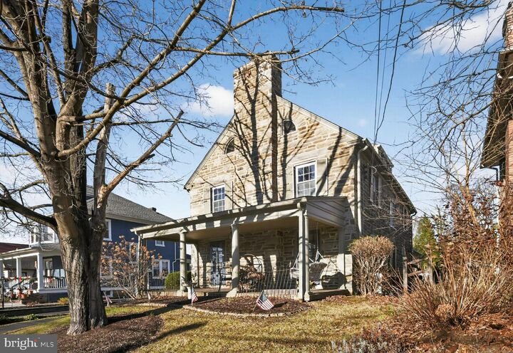 Property Photo:  106 Montgomery Avenue  PA 19038 