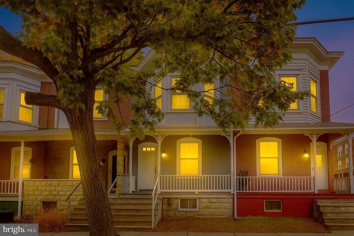 Property Photo: 526 S 16th Street PA 17104