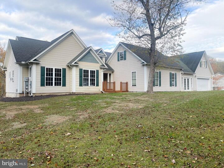 Property Photo:  97 Elnina Drive  WV 25427 