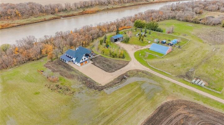 Property Photo:  30024 Pr 246 Road  MB R0G 0C0 