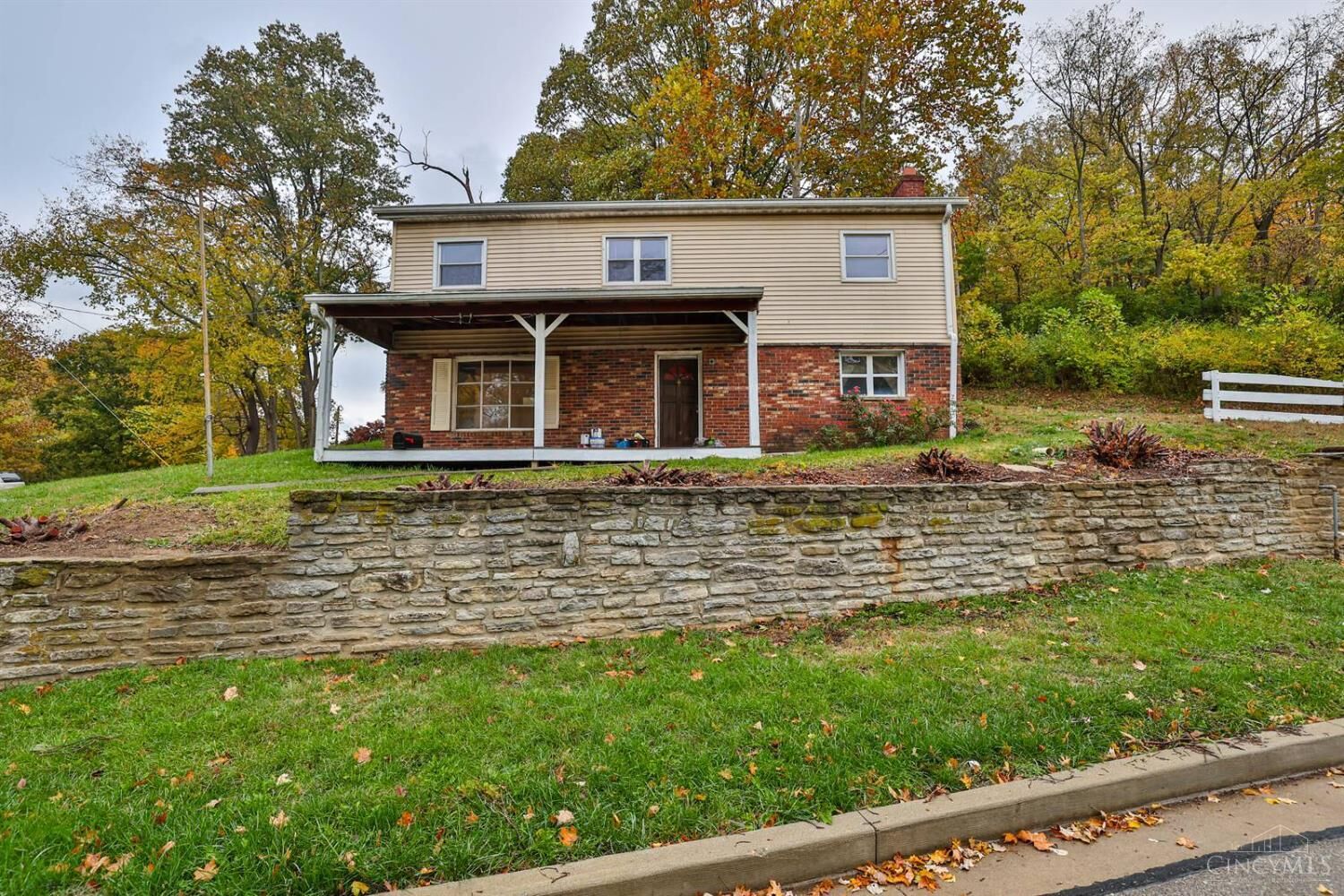 Property Photo:  130 Parkside Avenue  IN 47025