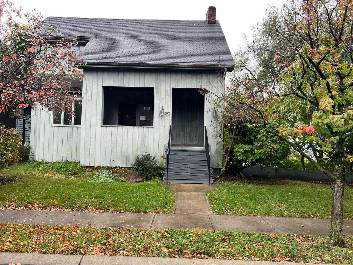 Property Photo:  461 Fairview Place  OH 45219
