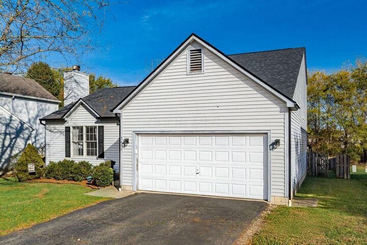 Property Photo:  2699 Fernwood Avenue  OH 43130