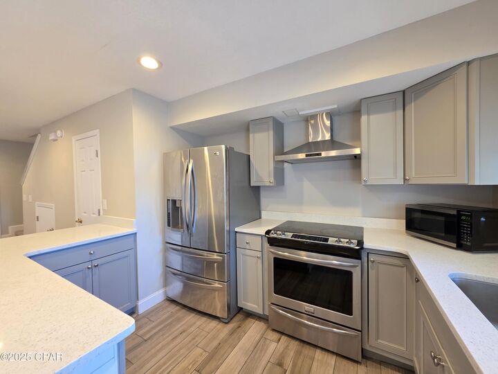 Property Photo:  1006 Wildwood Road  FL 32407 