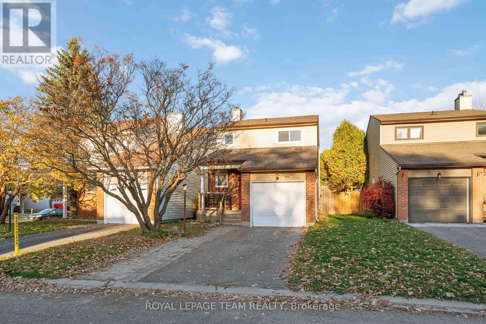 Property Photo:  3 Fulham Court  ON K2J 2L6 