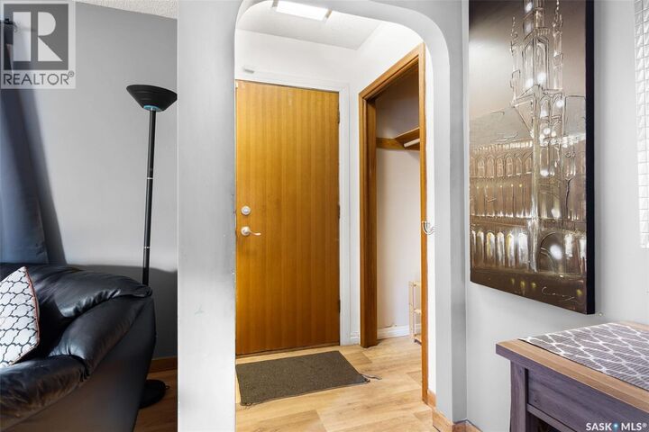 Property Photo:  2537 Edward Street  SK S4S 0M9 