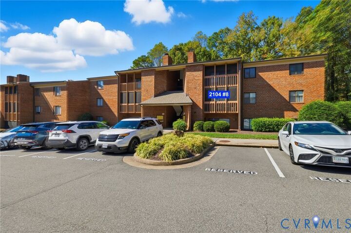 Property Photo:  2104 Turtle Run Drive 8  VA 23233