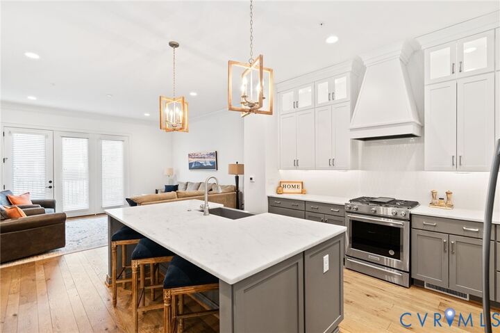 Property Photo: 12344 Purbrook Walk 81-T VA 23233