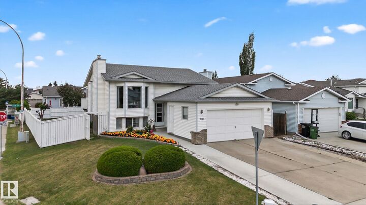 15404 73 Street NW  Edmonton AB T5Z 2X9 photo