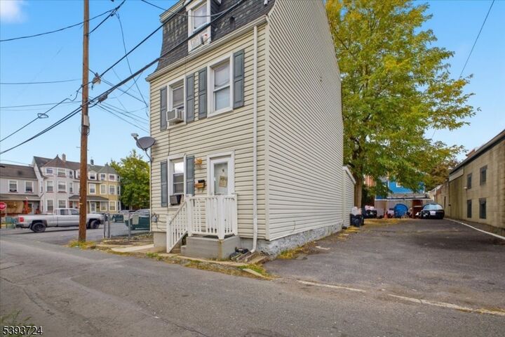 38 Fox St  Phillipsburg Town NJ 08865 photo