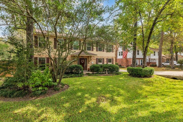 Property Photo:  18 S Cypress Pine Drive  TX 77381 