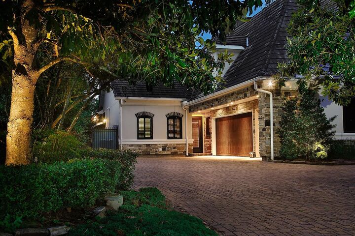 Property Photo: 14 N Palmiera Circle TX 77382