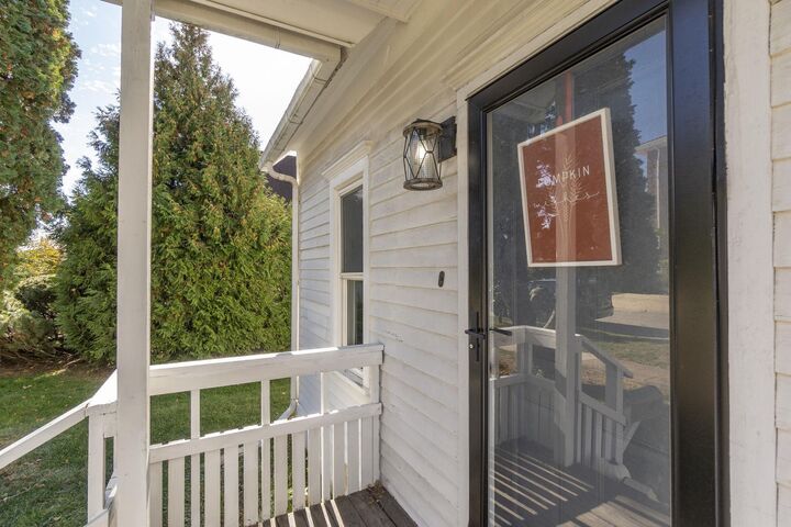 Property Photo: 1011 Grove Street IA 50613