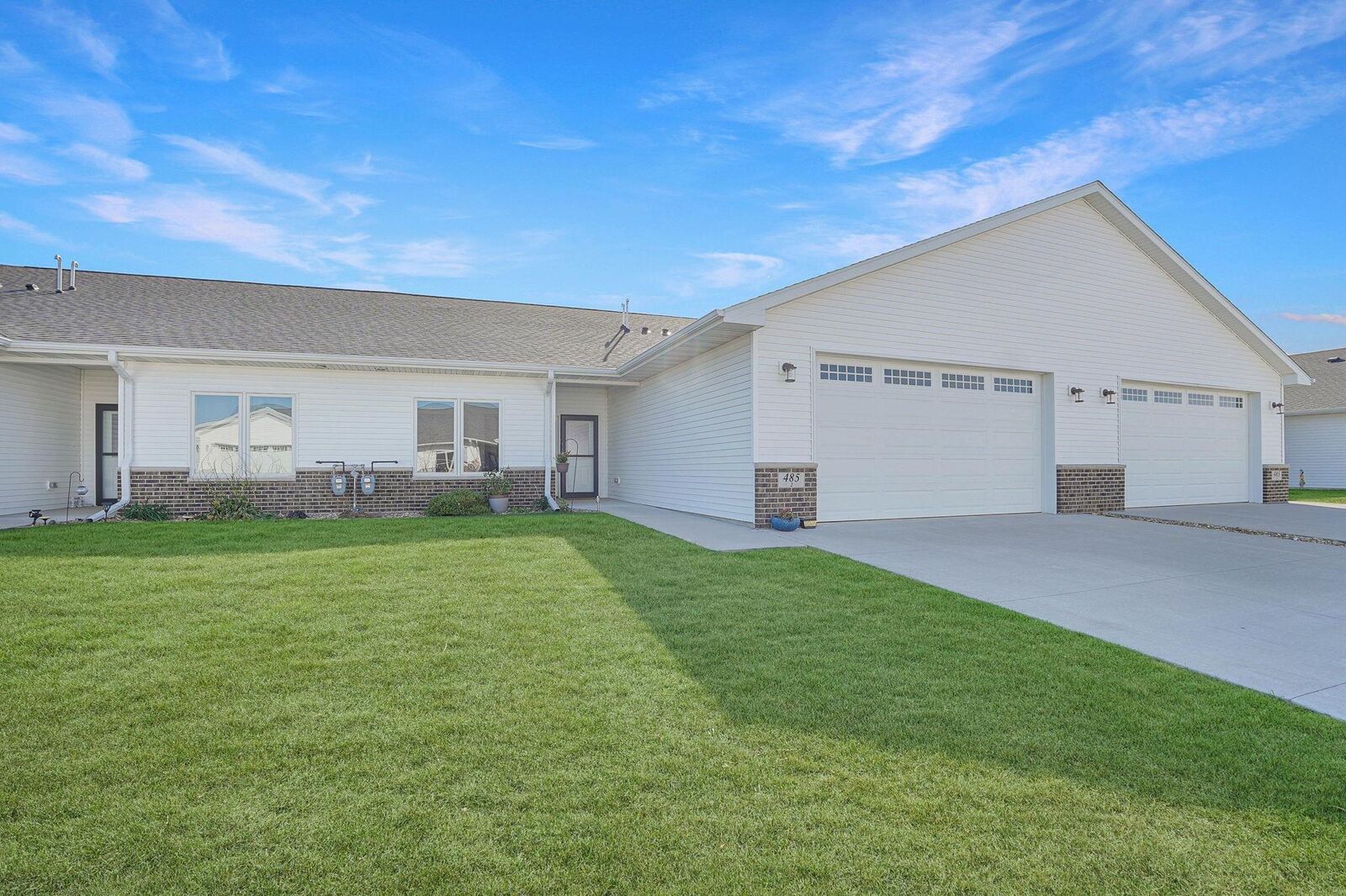 Property Photo: 485 Autumn Lane 2 IA 50613