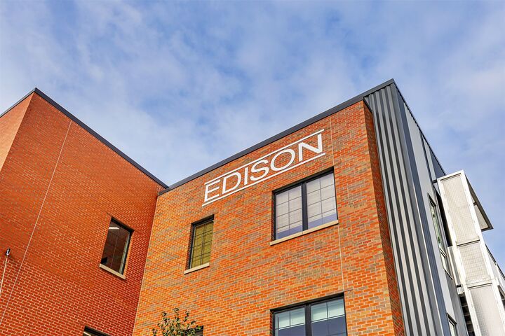 Property Photo:  450 SW 7th Street 304  IA 50309 